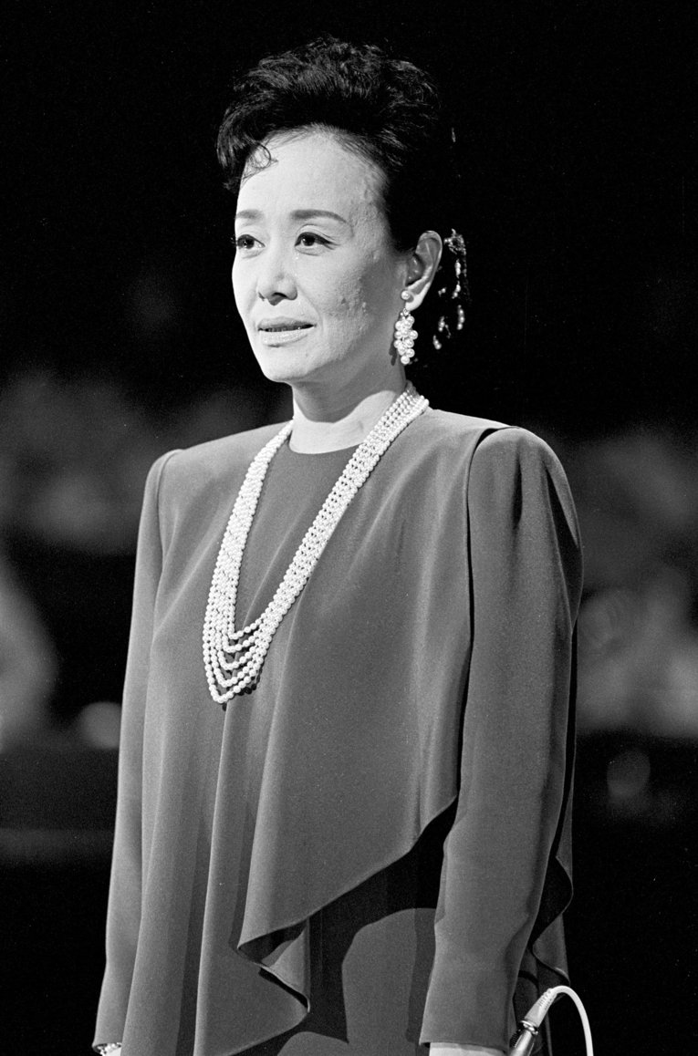 美空ひばり　©︎BUNGEI SHUNJU