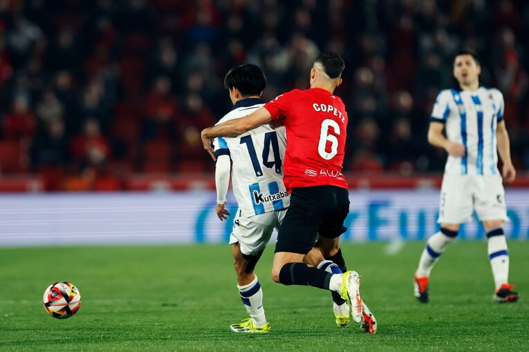 ホセ・マヌエル・コペテに厳しいチェックを受けるが……　©Daisuke Nakashima