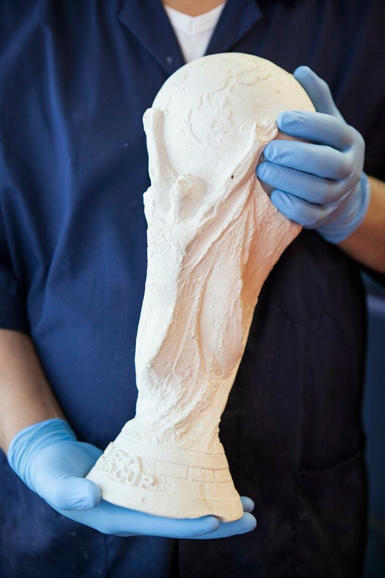 W杯製造工程の様子　©Paolo Vezzoli