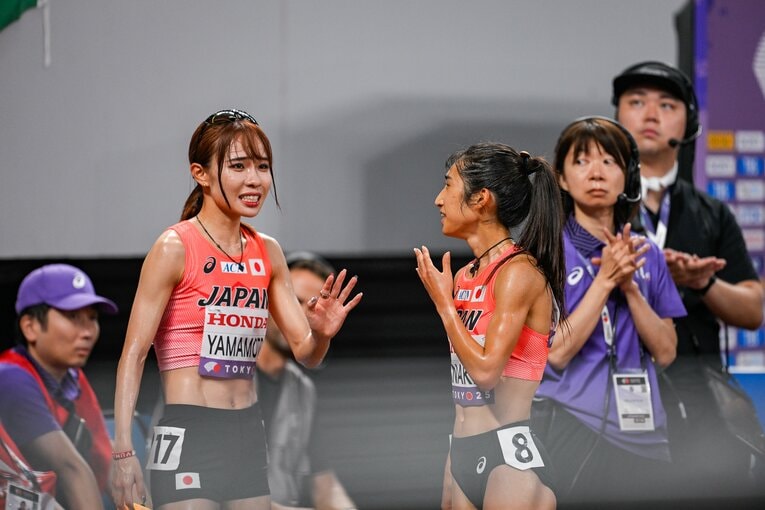 東京世界陸上女子5000m予選での田中希実と山本有真　©Nanae Suzuki