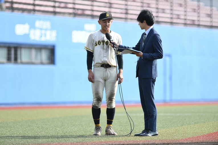 新村瑠聖主将、中国大会優勝直後の場内インタビューで　 ©Kota Inoue