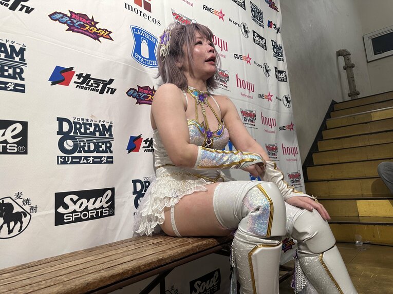 安納サオリvs中野たむ　©Norihiro Hashimoto