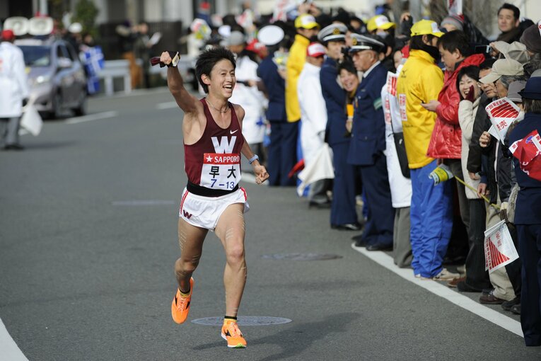 早稲田が総合優勝を達成した2011年の箱根駅伝。7区を走った三田　©AFLO
