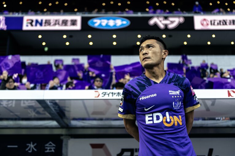 2024年12月1日、ホームでのコンサドーレ札幌戦。この日、青山敏弘の引退セレモニーが行われた　©Takuya Sugiyama