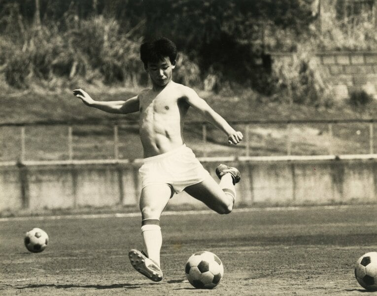 苦手だったという左足の練習を繰り返す菊原志郎（写真：本人提供）