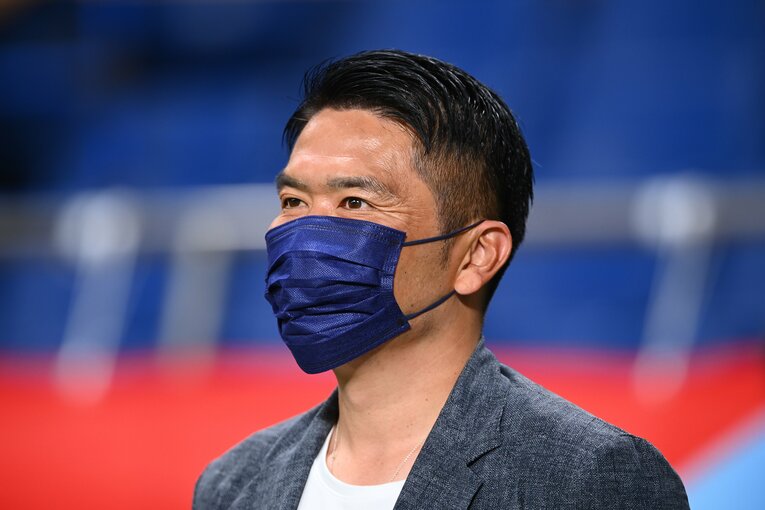 理路整然とした語り口から“岩政先生”と称されることも。昨年の日本代表戦でもたびたび解説を務めた　©JMPA