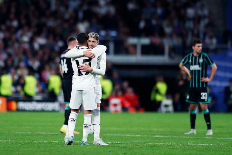 「キヨウゴ、マエダ、レオみんな…」W杯選出の前田大然、落選も古橋亨梧＆旗手怜央がレアル戦で奮闘… 少年サポとカメラマンが語った“愛”(39)