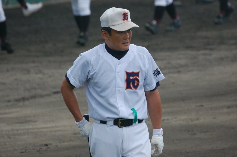 かつては福島商の監督としてたびたび県大会の上位に顔を出していた菅原裕一監督。今大会は福島北・伊達の連合チームの監督として「ジャイキリ」に挑んだ ／ photograph by Genki Taguchi