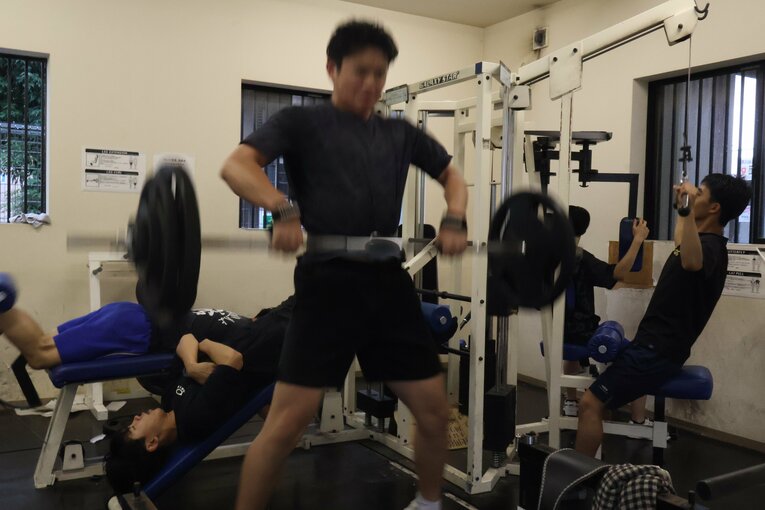 昨年から7キロ増量して現在は186cm、92kgの体躯を誇る吉満　©Fumi Sawai