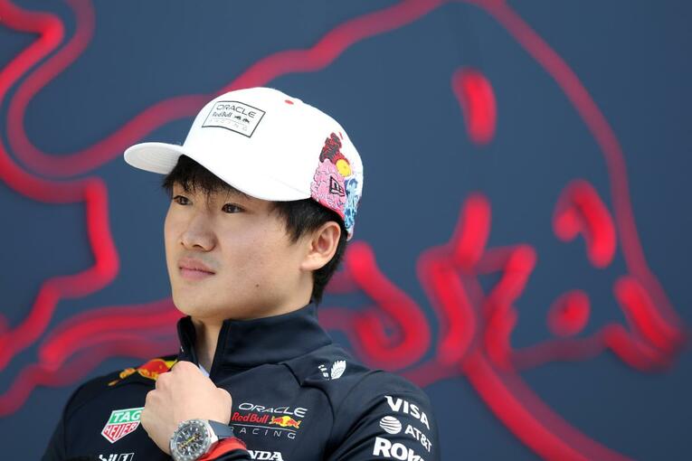 角田とレッドブルが東京・お台場で派手にデモランした『Red Bull Showrun x Powered by Honda』の模様　©Getty Images / Red Bull Content Pool