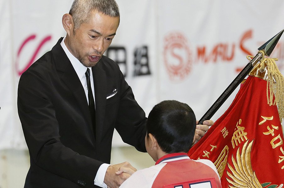 イチロー、第2の野球人生へ。現役28年の想いを込めた「金言」。<Number Web> photograph by Kyodo News