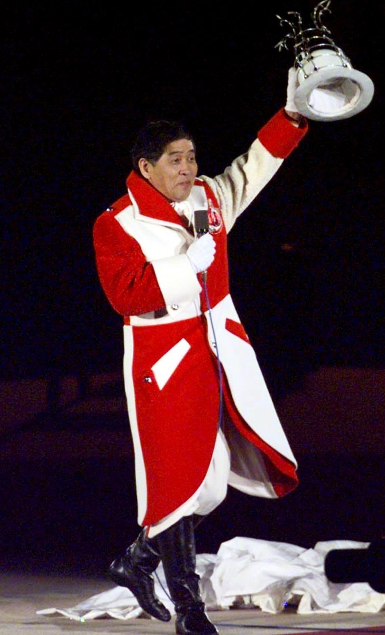 長野五輪閉会式の司会を務めた萩本欽一　©Sankei Shimbun