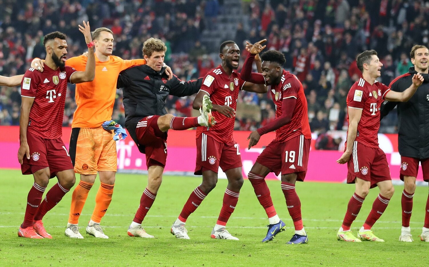 リーグ10連覇を狙うバイエルンは、ここまで当然のように首位に立ち、CLでも強さを示している©Getty Images