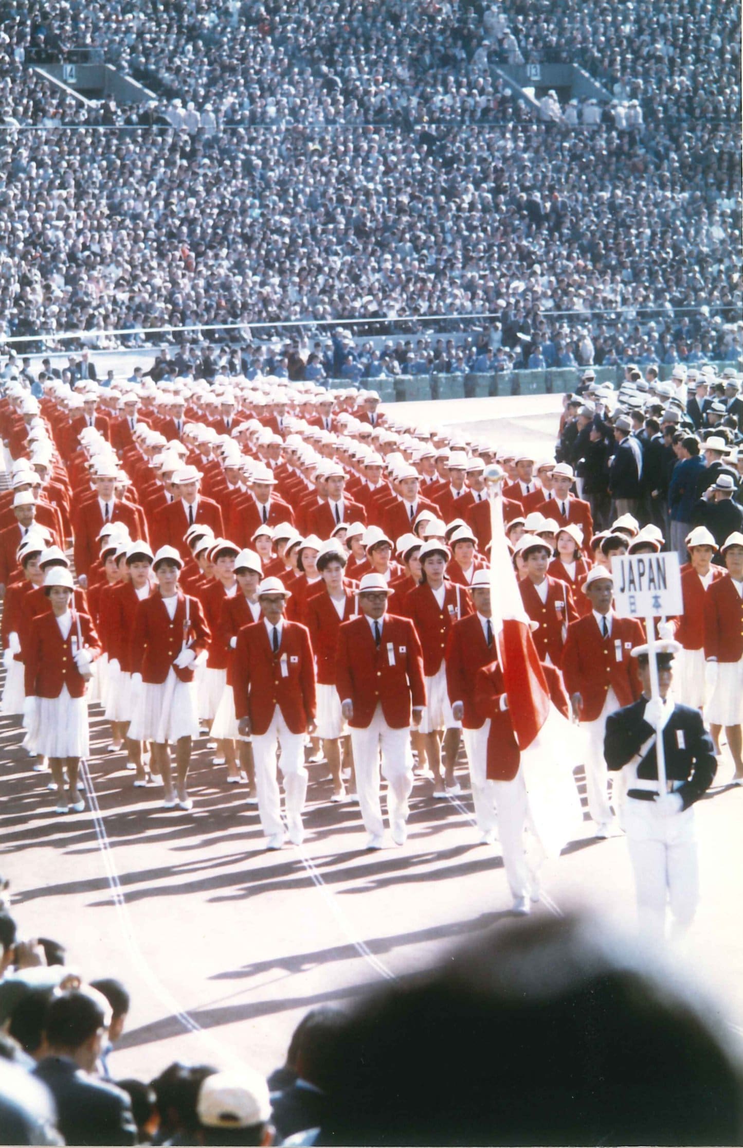 1964年に開催された東京五輪 ©BUNGEISHUNJU