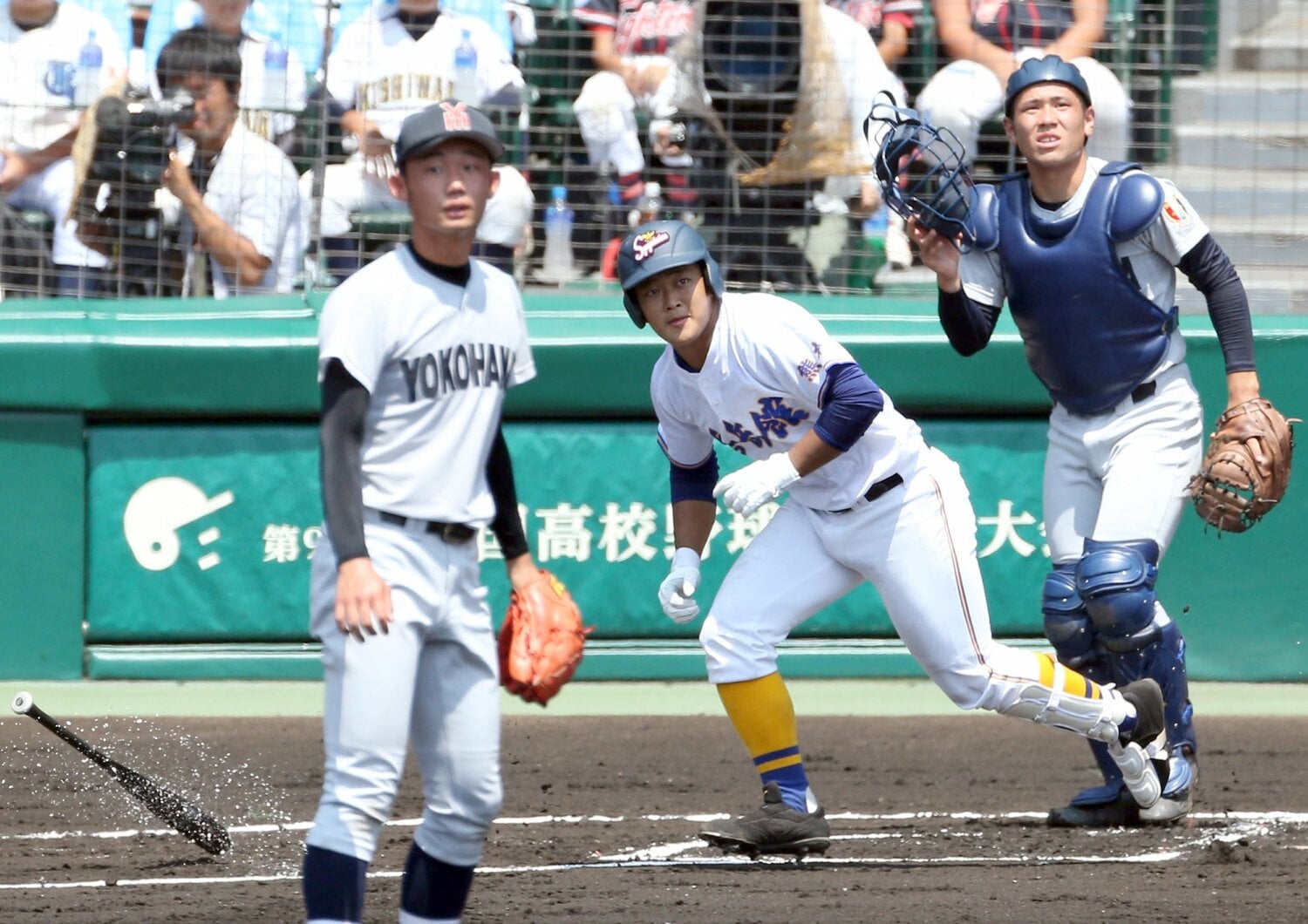2017年夏の甲子園で横浜高相手に三塁打を放つ秀岳館・廣部就平。2回戦では中村奨成（広島）擁する広陵に敗れた　（c）Sankei Shimbun