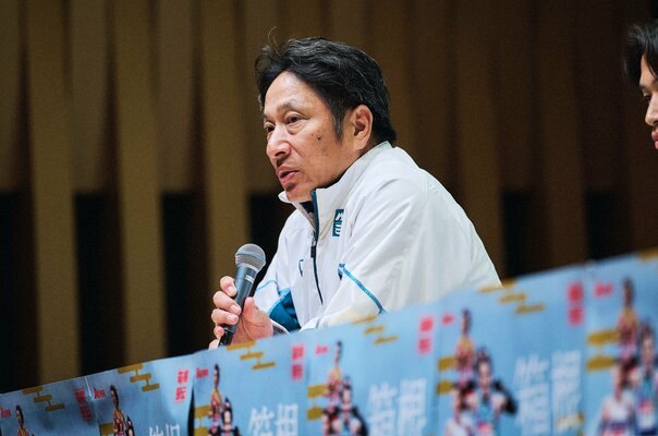 「トラックで『世界を目指す』って…その概念をどうにかした方がいい」青学大・原晋監督が熱弁のワケは? 名伯楽が「箱根から世界へ」幻想をバッサリの真意―2026上半期読まれた記事