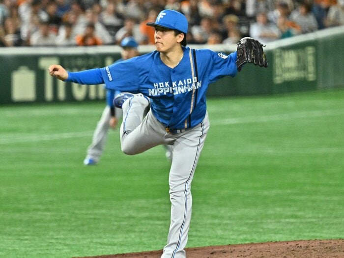「今になって、勿体ないことしたなぁ…と」絶好調日ハム“超当たり年ドラフト”ウラ話…半数球団が「いらない」評価の右腕が“エース格に覚醒”のナゼ＜Number Web＞ photograph by Hideki Sugiyama