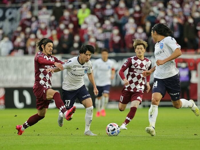 J再開後に期待したい大卒ルーキー。後編・注目の即戦力は札幌と横浜FC。＜Number Web＞ photograph by J.LEAGUE