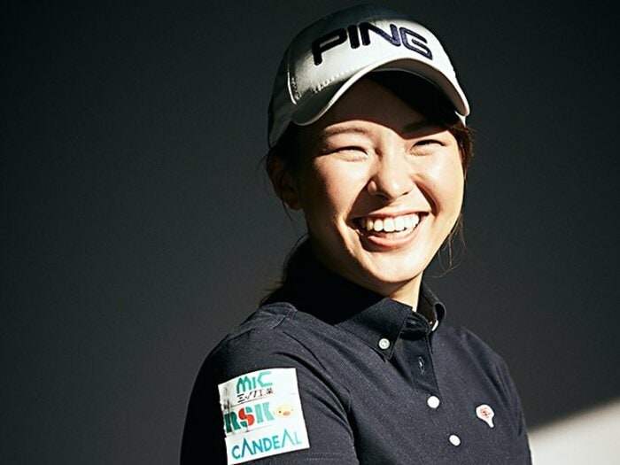 渋野日向子が笑うと周りも笑う。「変顔！」からの、最高の表情。＜Number Web＞ photograph by Shin Suzuki