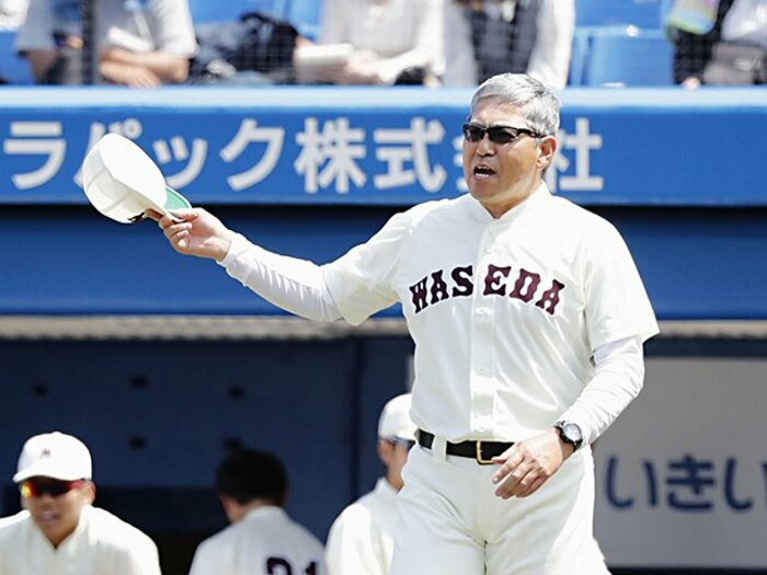 田中浩康と選手が語る小宮山采配。早大野球部としての責任と褒め方。＜Number Web＞ photograph by Kyodo News