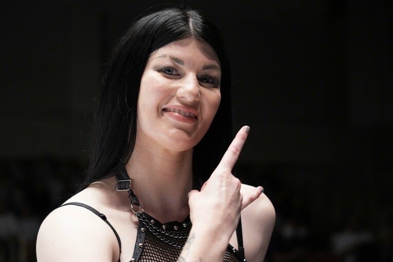 ビー・プレストリー　©Essei Hara