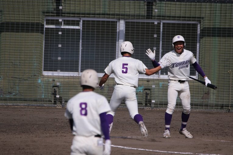 昨年の春大会は秋にコールド負けだった平塚学園を撃破　©Zen Suzuki