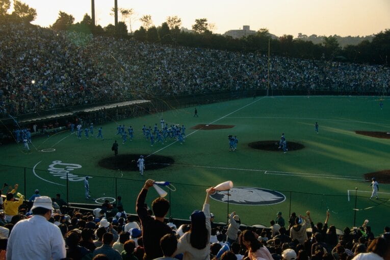 1993年、前年度の日本シリーズで激闘の末西武に敗れた借りを返し、日本一となったヤクルト　©Masato Daito