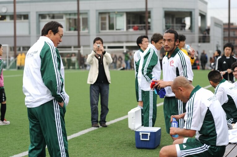 TAKE ACTIONフットボールマッチ（2009年）　©︎Naoya Sanuki