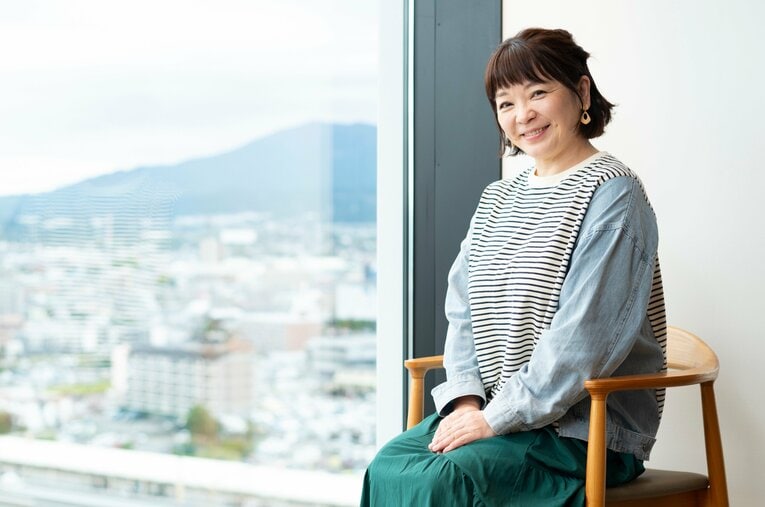 結婚、出産、子育てを振り返ってくれたお笑いコンビ北陽・伊藤さおりさん（50歳）　©Tadashi Hosoda