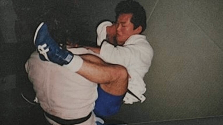 鶴巻伸洋。打撃技術向上を目的に行ったオランダ修行だったが（後編参照）、週に一度は道着を着用しての練習にも励んだ