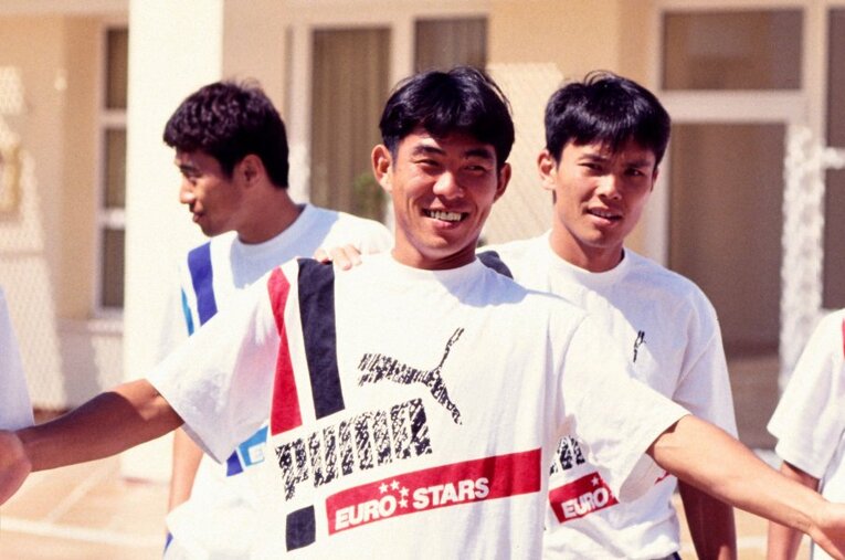 1993年9月の日本代表合宿で。森保は当時25歳。この前年に初めて日本代表入りするまで、ほぼ“無名”の存在だった　©AFLO