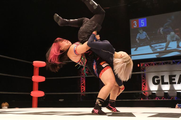 「手も足も出なくて...」新団体GLEATで“女優レスラー”福田茉耶が味わった“恐怖の4分50秒”…それでも「光栄です」と語ったワケ(21)