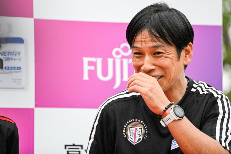 5年ぶりに出雲を制した國學院大の前田監督。101回目となる来年の箱根路へも自信を見せる　©Nanae Suzuki