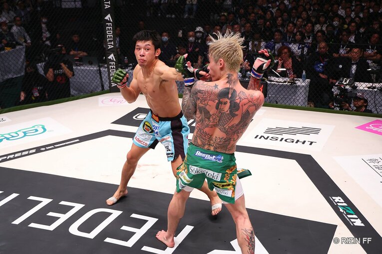 『RIZIN LANDMARK 5』斎藤裕vs平本蓮　©RIZIN FF