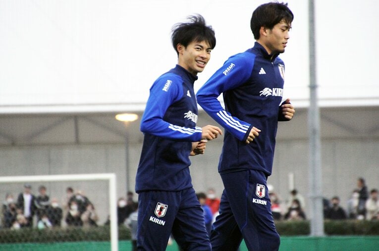 「みとまー！」子供ファンの声に三笘が…（1／3枚）　©NumberWeb