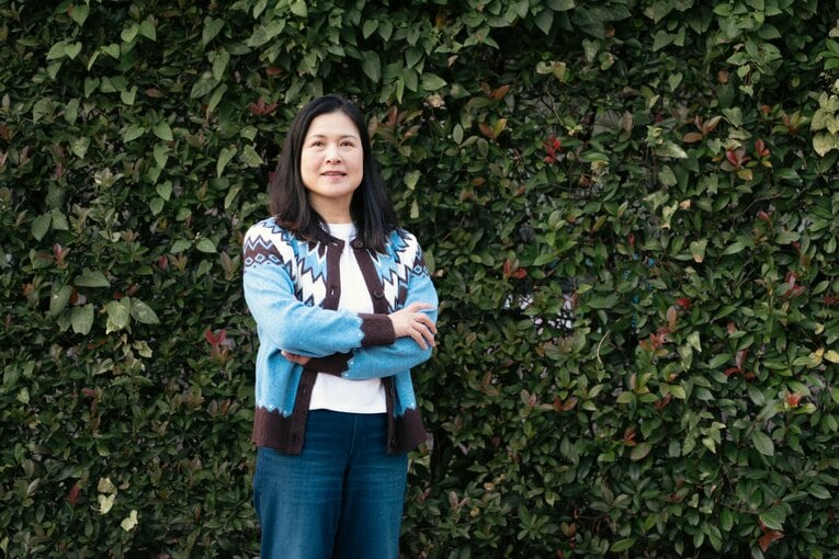 現在はアメリカで暮らす山崎五紀さん　©Shiro Miyake