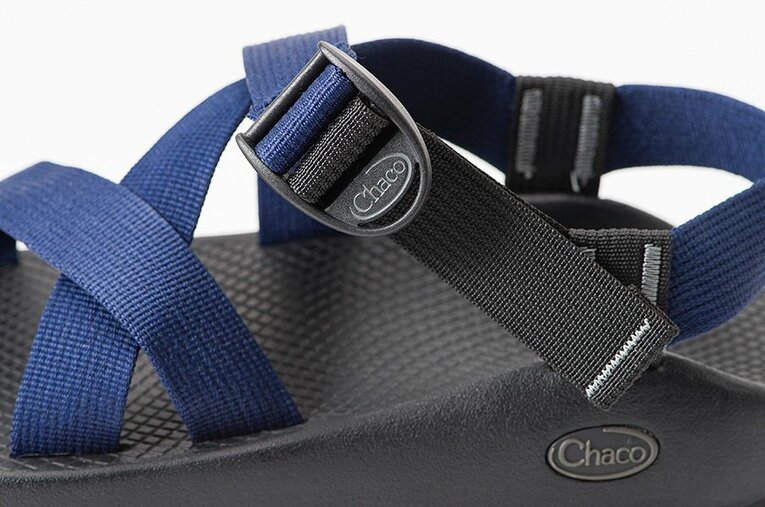 岩山も登れるスポーツサンダルが真夏のフットウェア事情を改善！(1) ／ photograph by Nanae Suzuki