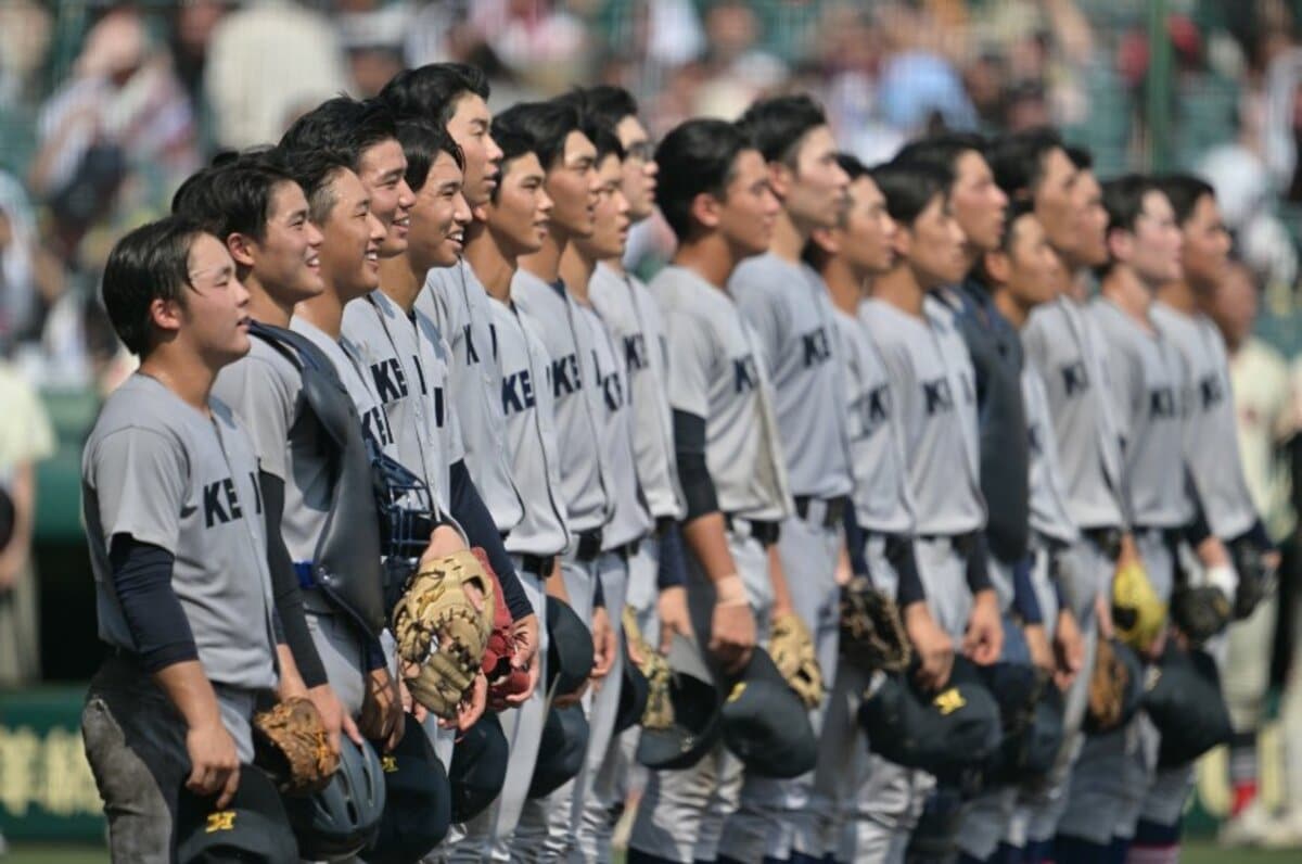 髪型自由”慶応との縁も…70年以上前に「非・丸刈り」で甲子園を制した