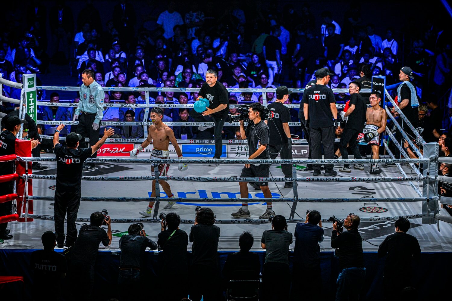 見せ場も作った西田だったが、6回終了TKO負けとなった　©Takuya Sugiyama