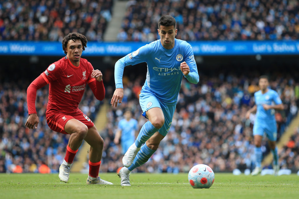 カンセロとアーノルドのマッチアップ　©Getty Images