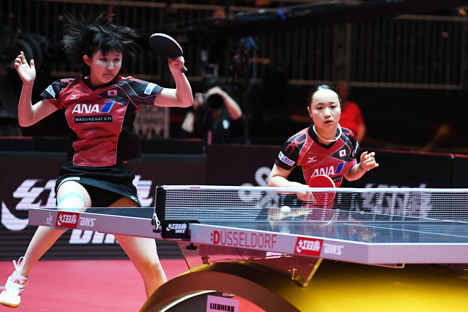 2017年、ペアを組み始めた頃の〈みまひな〉　©JIJI PRESS