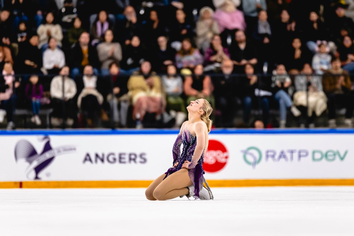 フランス杯フリーの演技を終えたアンバー・グレン　©Getty Images