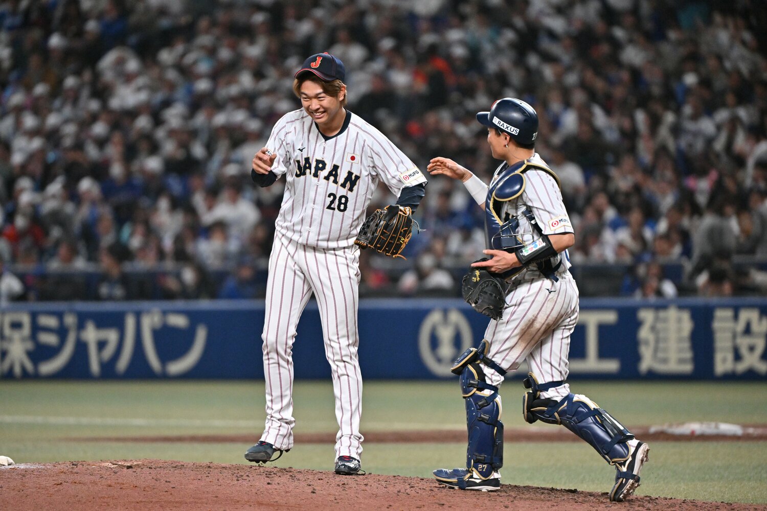 大勢の降板を受けて急遽、マウンドにあがった高橋宏斗が“プロ初セーブ”をあげた　©️Hideki Sugiyama
