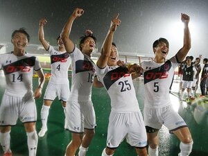 デカくて強い選手が速く走れたら。いわきFCはサッカーの常識を壊すか。