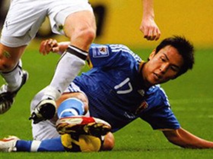 長谷部誠　もっと激しく、もっと熱く。＜Number Web＞ photograph by Takuya Sugiyama