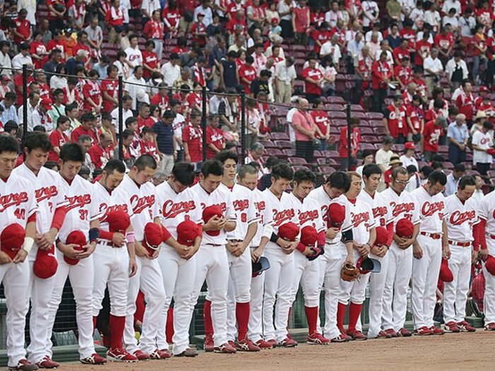 16日ぶりにプロ野球が帰ってきた。カープは広島の希望になるべく戦う。<Number Web> photograph by Kyodo News