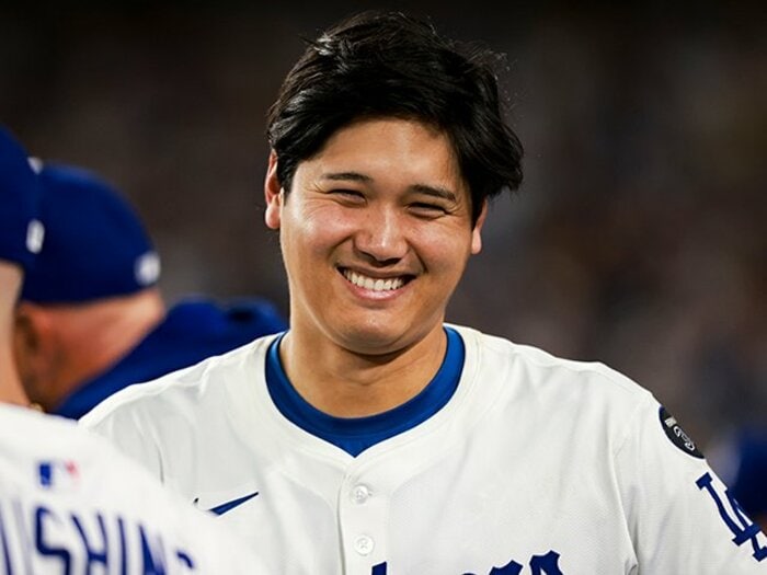 ドジャース大谷翔平がホームラン連発のウラで…「ベッツもカーショーも基礎練の鬼」「MVPトリオに特別メール」知られざる“常勝軍団の日常”＜Number Web＞ photograph by Nicole Vasquez/Getty Images