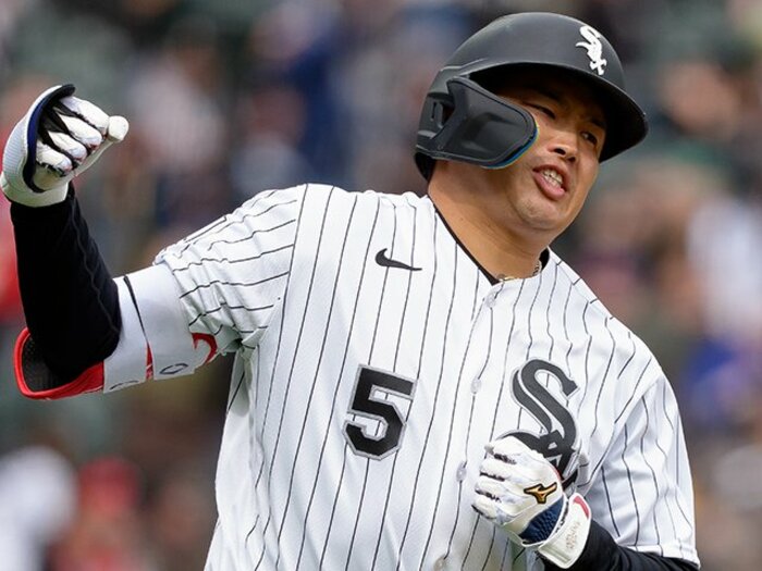 村上宗隆67発ペースだけでない“異常データ”「二、三塁打ゼロ＋最多三振ペース」「大谷翔平やトラウト並み打球速度」弱小Wソックスには“ある懸念”＜Number Web＞ photograph by Matt Dirksen/Getty Images