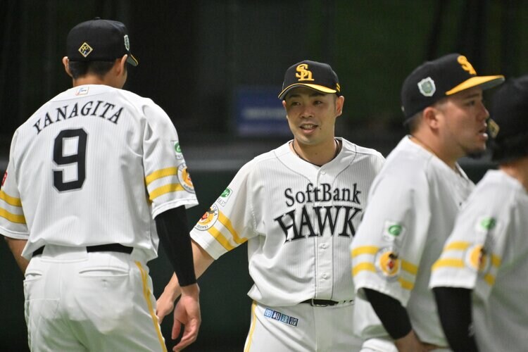 ナ*グ様 ジャイアンツ 25年モデル プロコレ ビジター用92 ライデル 52