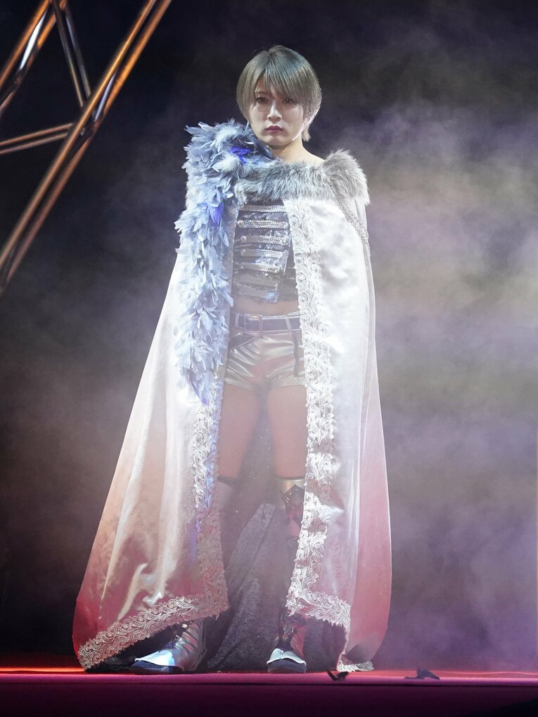 安納サオリの入場シーン　©Essei Hara